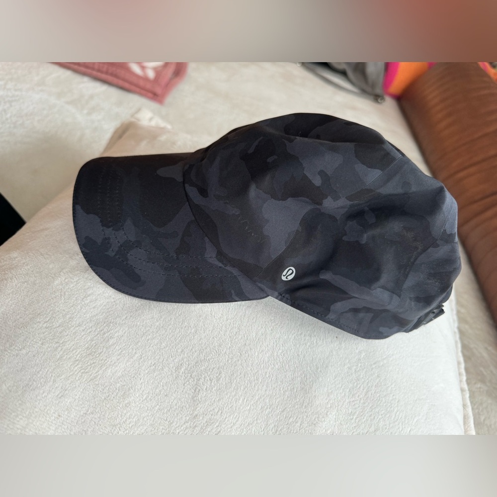 Lululemon hat